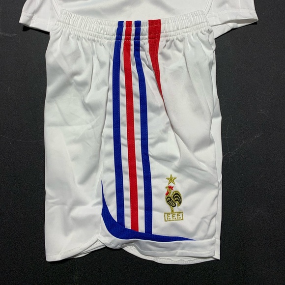 Kids Retro France 2006 Jerseys - Picture 11 of 14